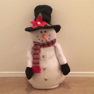 Standing snowman
